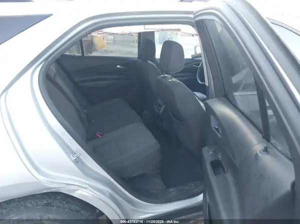 2GNAXKEX7J6303956 2018 CHEVROLET EQUINOX - Image 8