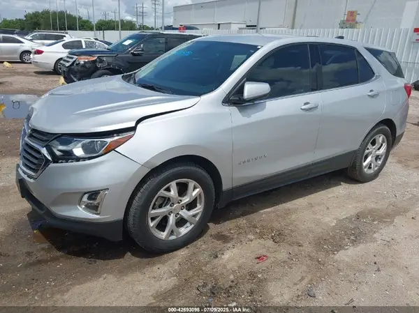 2GNAXKEX8J6234436 2018 CHEVROLET EQUINOX - Image 2