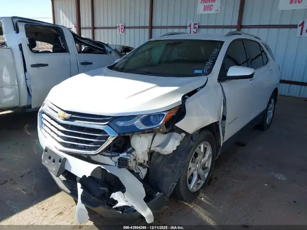 2GNAXKEX8J6247672 2018 CHEVROLET EQUINOX - Image 2