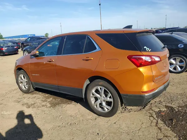 2GNAXKEXXJ6220926 2018 CHEVROLET EQUINOX - Image 2