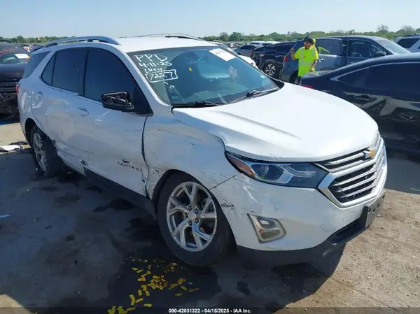 2GNAXKEXXJ6267227 2018 CHEVROLET EQUINOX - Image 1