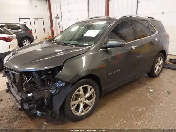 2GNAXLEX0K6114539 2019 CHEVROLET EQUINOX - Image 2