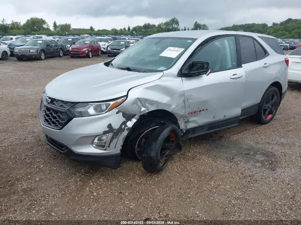 2GNAXLEX2K6124439 2019 CHEVROLET EQUINOX - Image 2