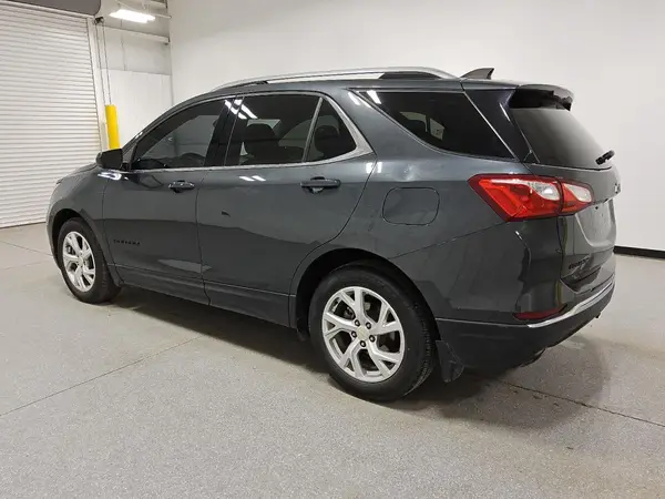 2GNAXLEX6L6190302 2020 CHEVROLET EQUINOX - Image 2