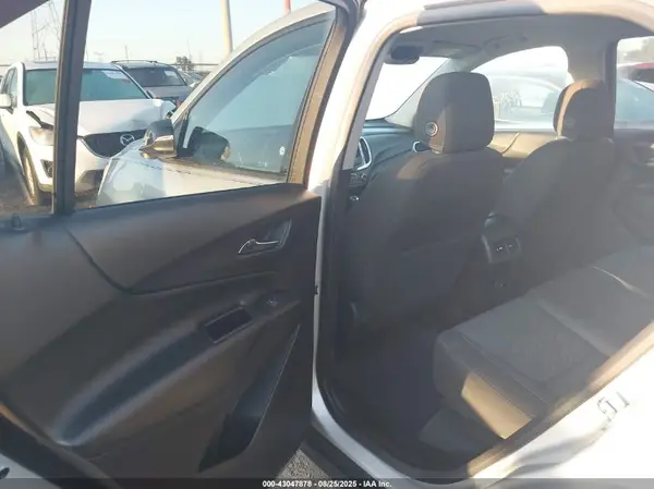 2GNAXLEX7K6207316 2019 CHEVROLET EQUINOX - Image 8