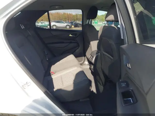 2GNAXLEX7K6241675 2019 CHEVROLET EQUINOX - Image 8