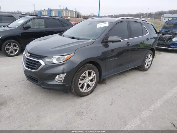 2GNAXLEX8K6192051 2019 CHEVROLET EQUINOX - Image 2