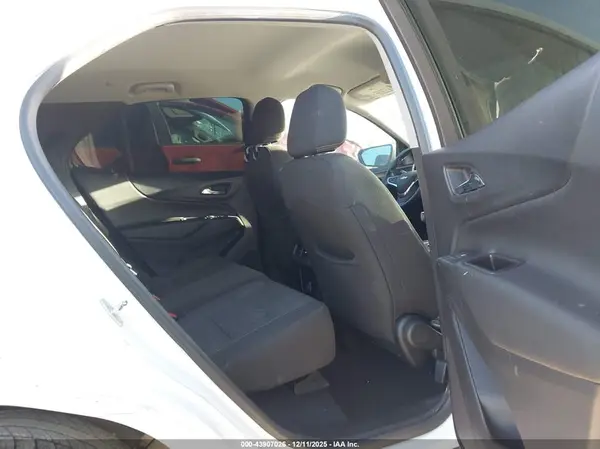 2GNAXLEX8K6272000 2019 CHEVROLET EQUINOX - Image 8