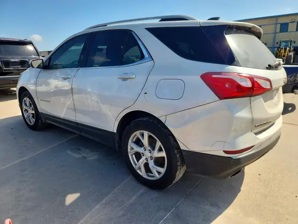 2GNAXLEX8K6280517 2019 CHEVROLET EQUINOX - Image 2