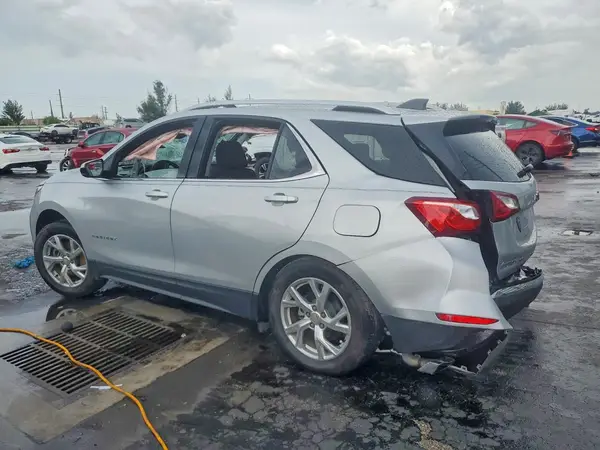 2GNAXLEXXL6100326 2020 CHEVROLET EQUINOX - Image 2