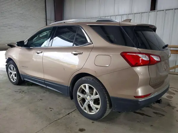 2GNAXMEV0J6212635 2018 CHEVROLET EQUINOX - Image 2