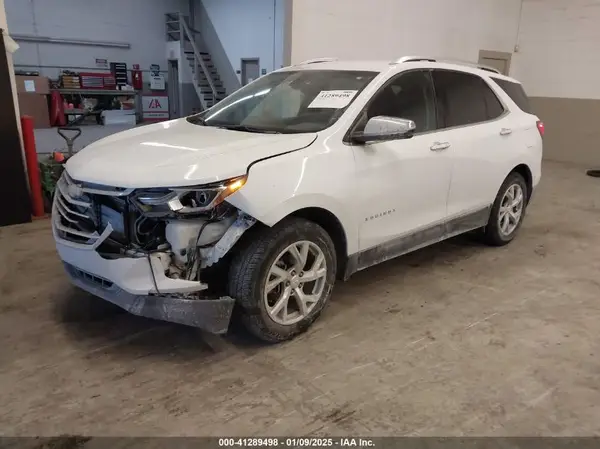 2GNAXMEV0J6224719 2018 CHEVROLET EQUINOX - Image 2