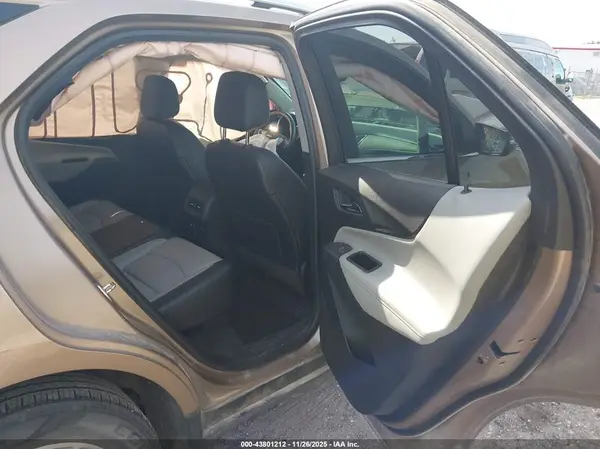 2GNAXMEV1J6217102 2018 CHEVROLET EQUINOX - Image 8