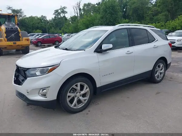 2GNAXMEV1J6330239 2018 CHEVROLET EQUINOX - Image 2