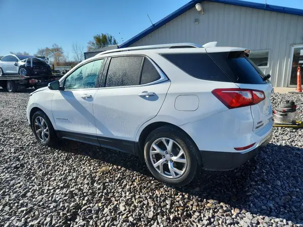2GNAXMEV3J6186211 2018 CHEVROLET EQUINOX - Image 2