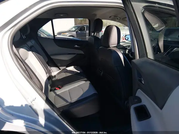 2GNAXMEV3J6203900 2018 CHEVROLET EQUINOX - Image 8