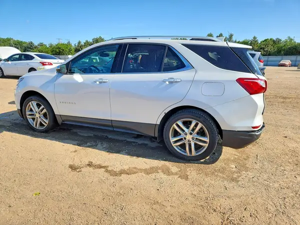 2GNAXMEV4J6106852 2018 CHEVROLET EQUINOX - Image 2