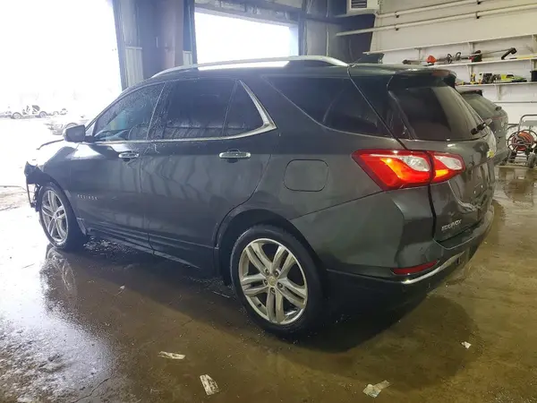 2GNAXMEV4J6233682 2018 CHEVROLET EQUINOX - Image 2