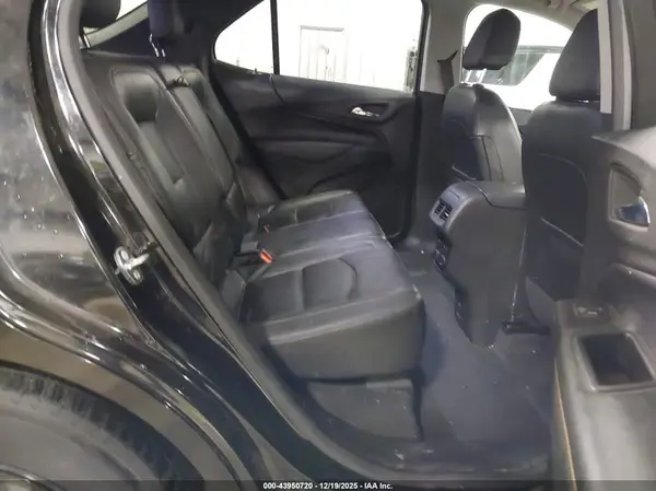2GNAXMEV5J6132800 2018 CHEVROLET EQUINOX - Image 8