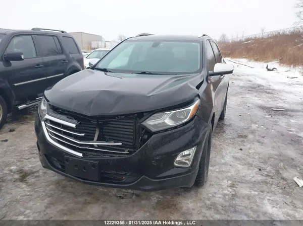 2GNAXMEV5J6171063 2018 CHEVROLET EQUINOX - Image 2
