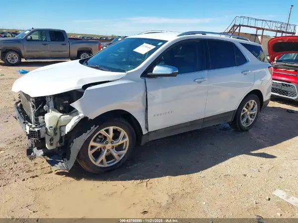 2GNAXMEV5J6224683 2018 CHEVROLET EQUINOX - Image 2