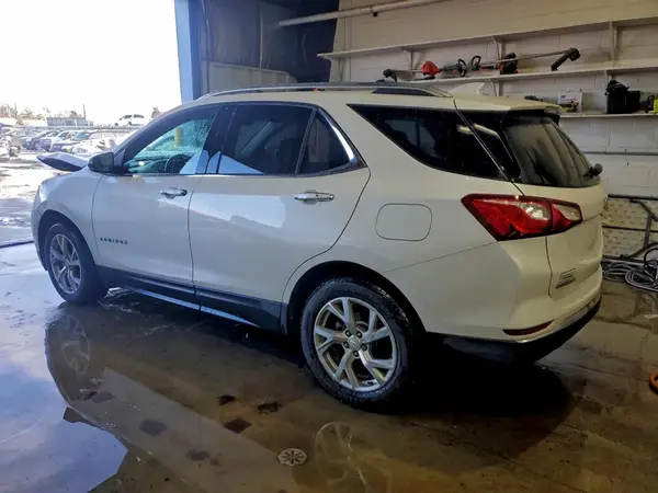 2GNAXMEV5J6263564 2018 CHEVROLET EQUINOX - Image 2