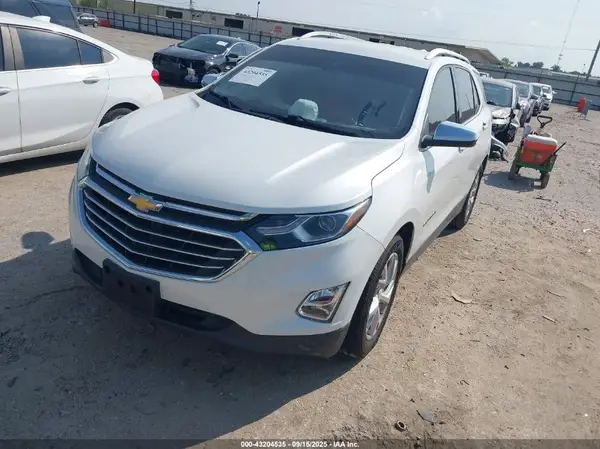 2GNAXMEV5J6265735 2018 CHEVROLET EQUINOX - Image 2
