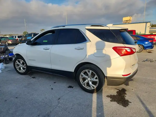 2GNAXMEV5J6288061 2018 CHEVROLET EQUINOX - Image 2