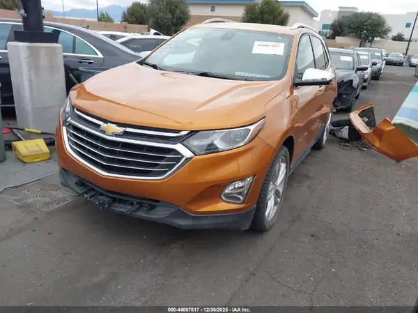 2GNAXMEV6J6201218 2018 CHEVROLET EQUINOX - Image 2
