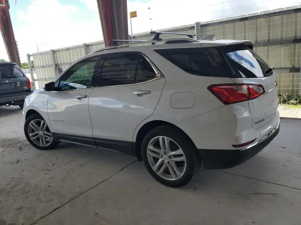 2GNAXMEV6J6202370 2018 CHEVROLET EQUINOX - Image 2
