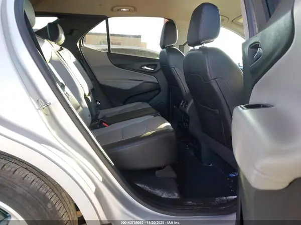 2GNAXMEV6J6262939 2018 CHEVROLET EQUINOX - Image 8