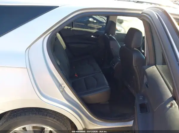 2GNAXMEV6J6264254 2018 CHEVROLET EQUINOX - Image 8
