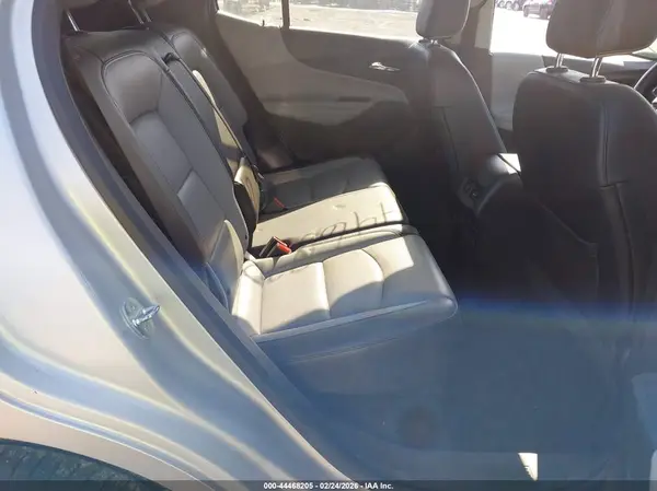 2GNAXMEV8J6104960 2018 CHEVROLET EQUINOX - Image 8