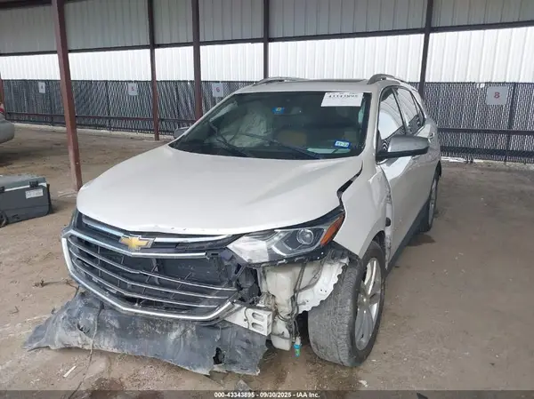 2GNAXMEV8J6158131 2018 CHEVROLET EQUINOX - Image 2