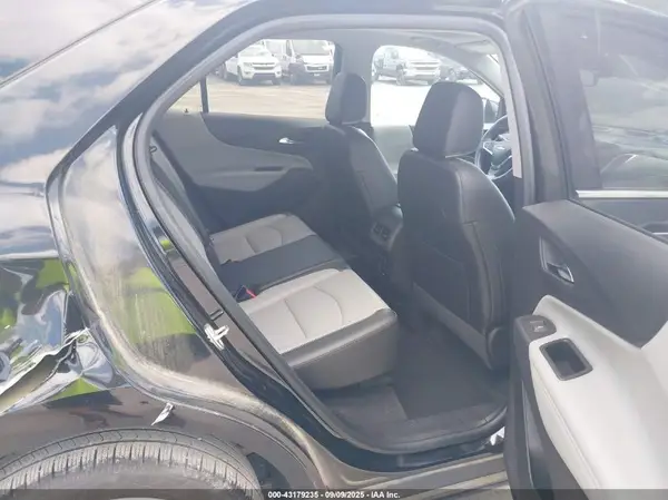 2GNAXMEV8J6221891 2018 CHEVROLET EQUINOX - Image 8