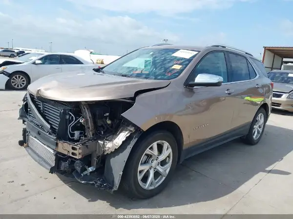 2GNAXMEV8J6231174 2018 CHEVROLET EQUINOX - Image 2