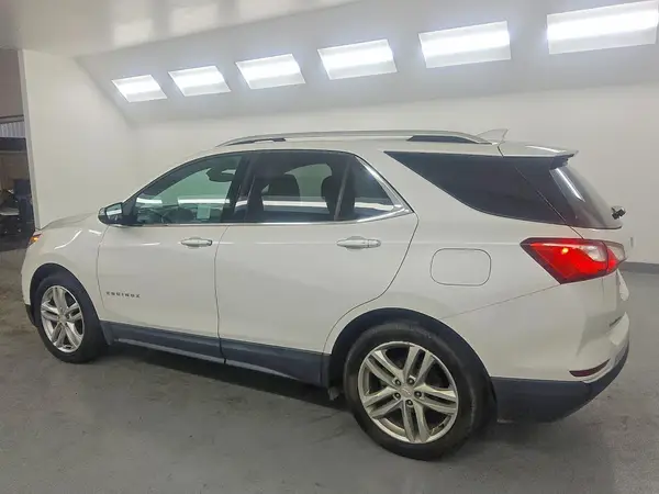 2GNAXMEV8J6261209 2018 CHEVROLET EQUINOX - Image 2