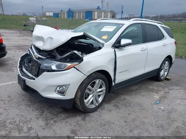 2GNAXMEV9J6104062 2018 CHEVROLET EQUINOX - Image 2
