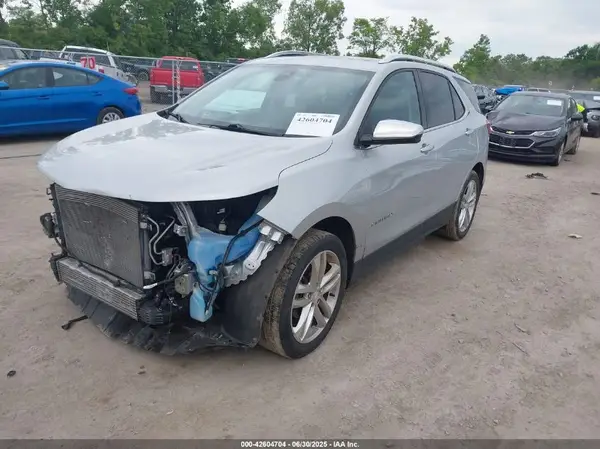 2GNAXMEV9J6116924 2018 CHEVROLET EQUINOX - Image 2