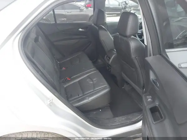 2GNAXMEV9J6116924 2018 CHEVROLET EQUINOX - Image 8