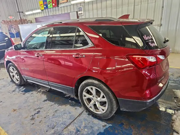 2GNAXMEV9J6213945 2018 CHEVROLET EQUINOX - Image 2