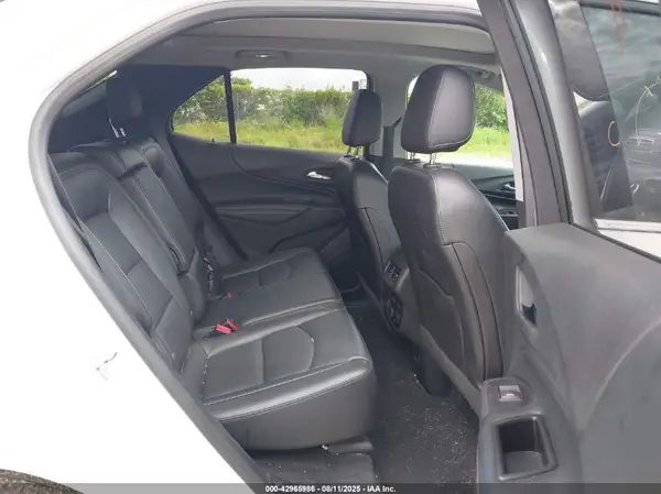 2GNAXMEV9J6216733 2018 CHEVROLET EQUINOX - Image 8
