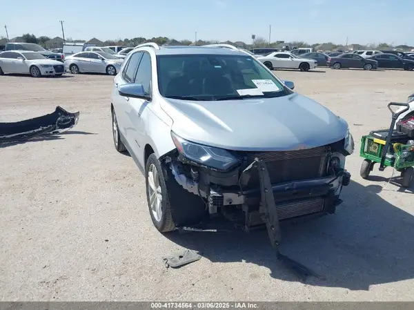 2GNAXMEV9J6338735 2018 CHEVROLET EQUINOX - Image 1