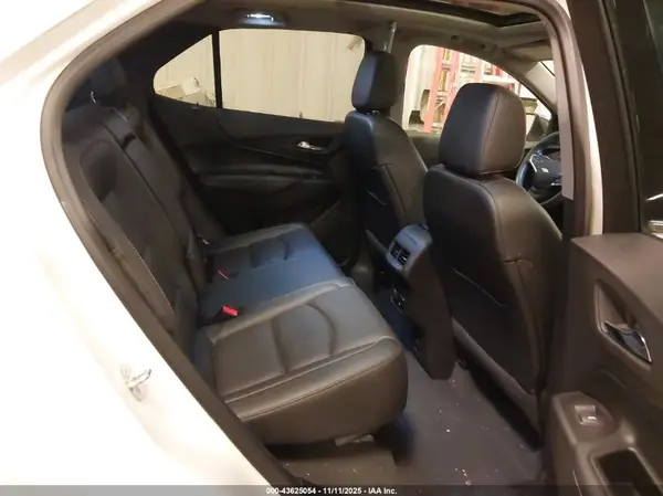 2GNAXMEVXJ6134784 2018 CHEVROLET EQUINOX - Image 8
