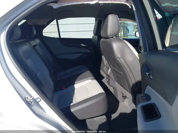 2GNAXMEVXJ6207295 2018 CHEVROLET EQUINOX - Image 8