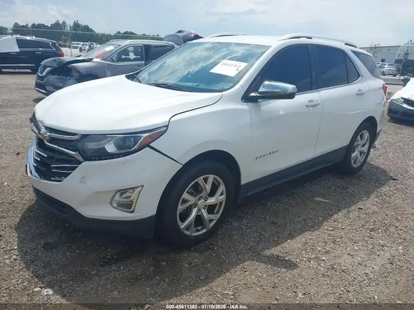 2GNAXMEVXJ6260949 2018 CHEVROLET EQUINOX - Image 2