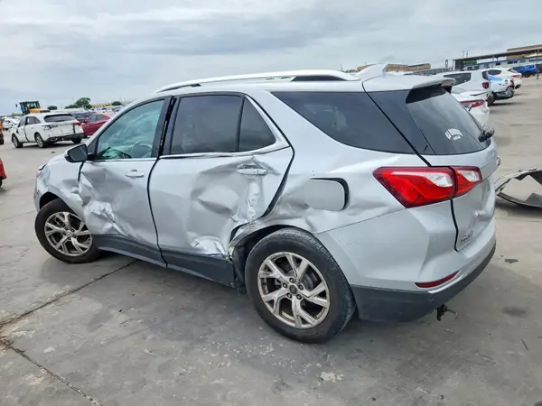 2GNAXMEVXJ6383308 2018 CHEVROLET EQUINOX - Image 2