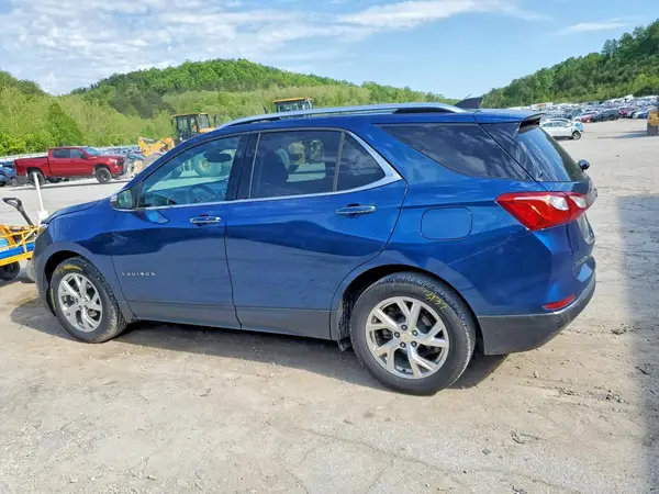 2GNAXNEV1L6182120 2020 CHEVROLET EQUINOX - Image 2
