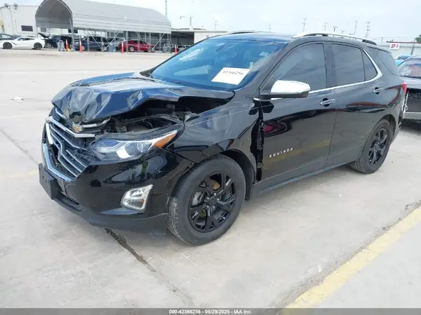 2GNAXNEV1L6275915 2020 CHEVROLET EQUINOX - Image 2