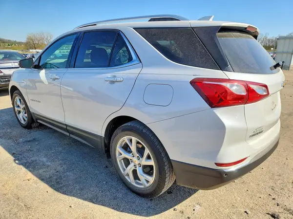 2GNAXNEV4K6302202 2019 CHEVROLET EQUINOX - Image 2